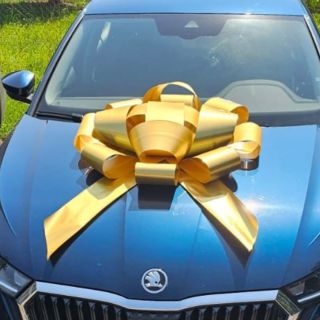 Opět skladem - mašle na auto nebo velký dárek. Vyrábíme ručně a lze přidat i nápis. Jukněte na náš eshop, odkaz v popisku